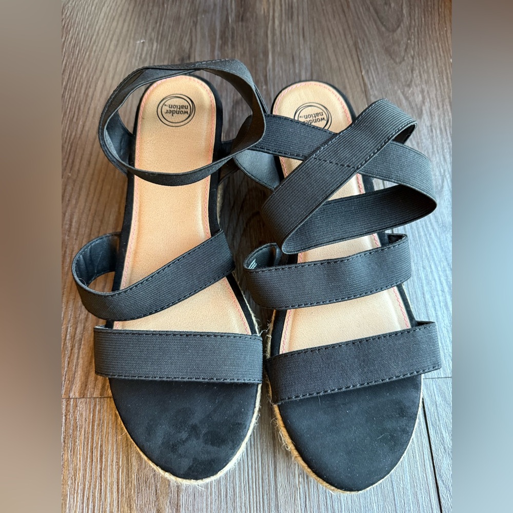 Women's Black Sandals Wonder Nation‎ size 6